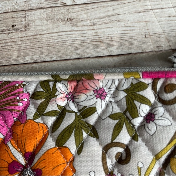 VERA BRADLEY GREY PINK ORANGE ZIP WALLET WRISTLET - Picture 5 of 6